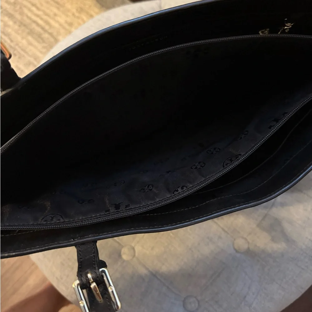 Tory Burch Large York Black Leather Buckle Tote ✨Excellent Condition Retail $598 - Picture 10 of 13